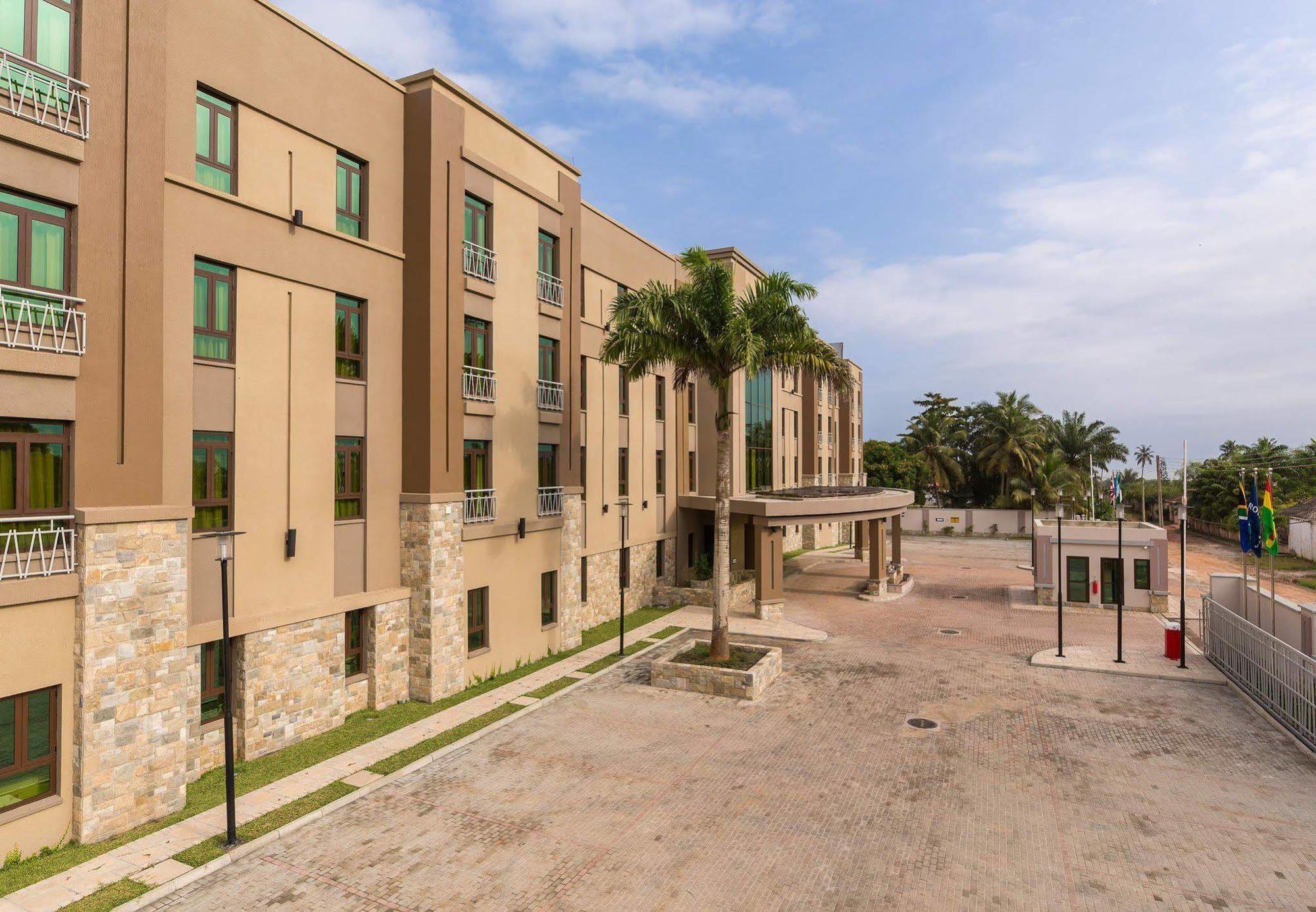 Alliance Hotel By Eagles Sekondi-Takoradi Bagian luar foto